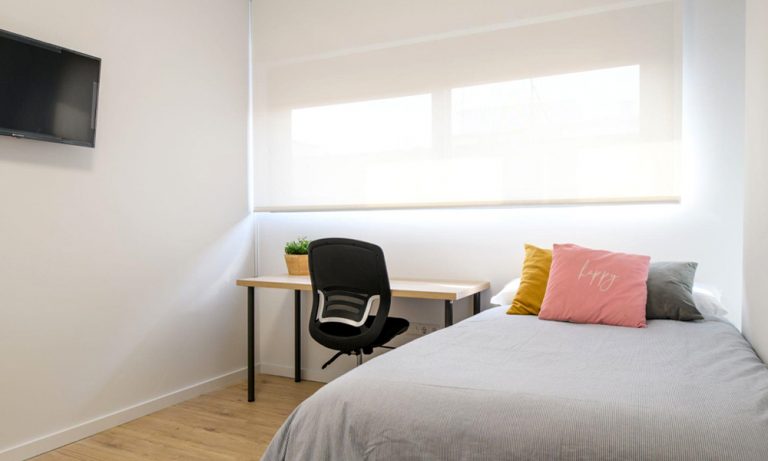 imagen del dormitorio de un apartamento de la residencia de la flota