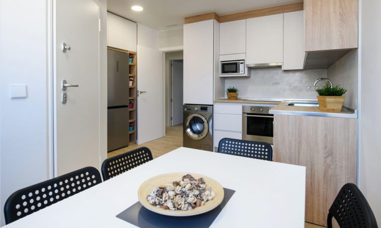 imagen de la cocina de un apartamento de la residencia de la flota